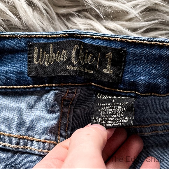 Urban Chic | Destroyed Cut Out Hem Skinny Jeans - Picture 5 of 6